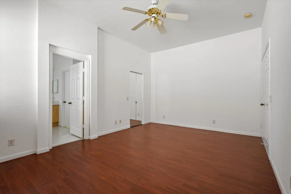 886 Sunflower Circle, Weston, FL 33327