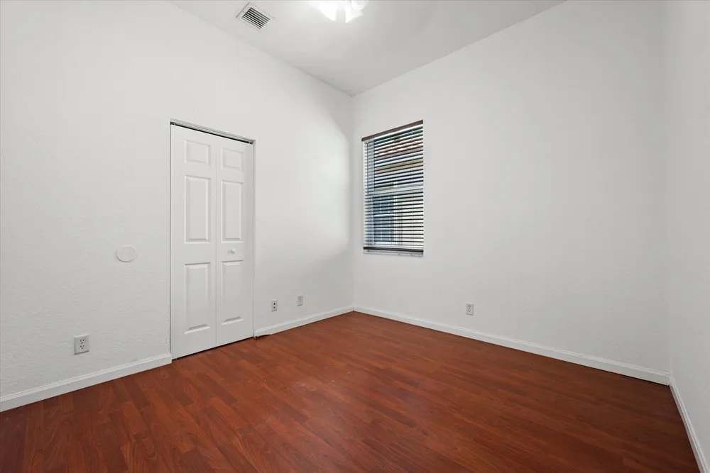 886 Sunflower Circle, Weston, FL 33327