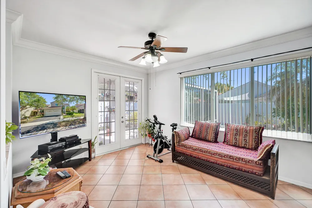 873 Stanton Dr, Weston, FL 33326