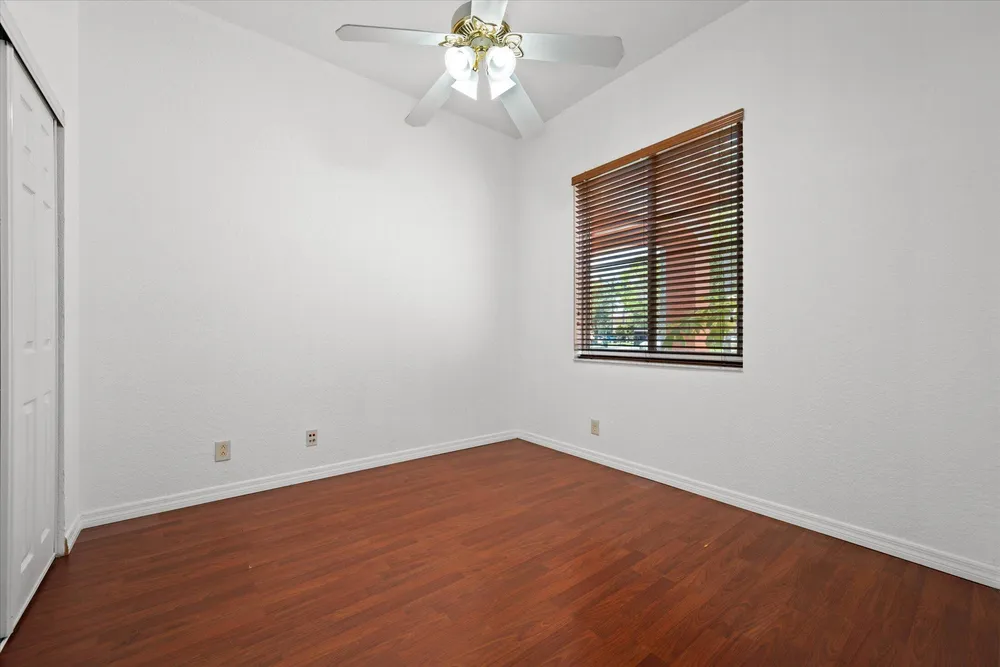 886 Sunflower Circle, Weston, FL 33327