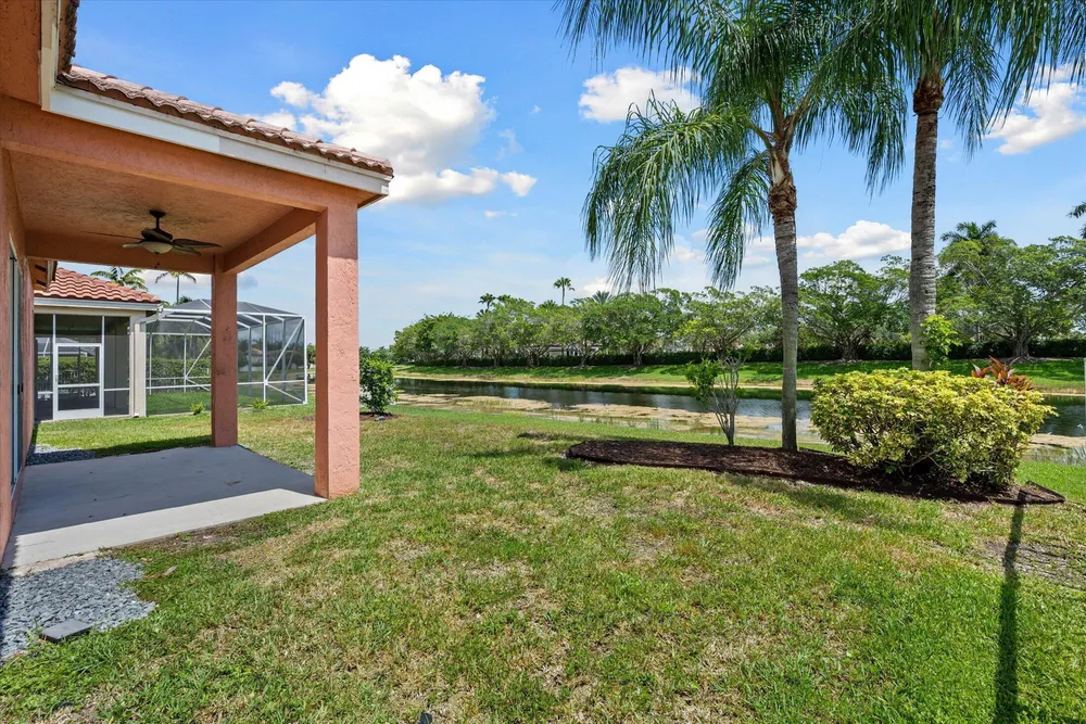 886 Sunflower Circle, Weston, FL 33327