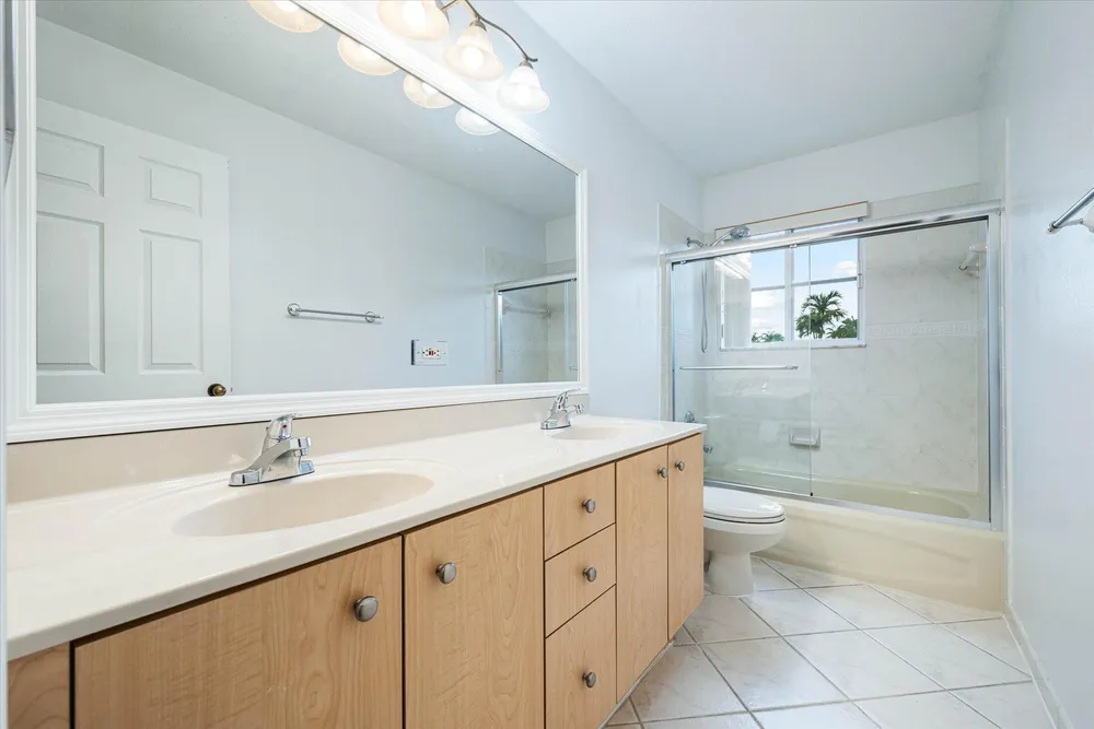 890 Hawthorn Terrace, Weston, FL 33327