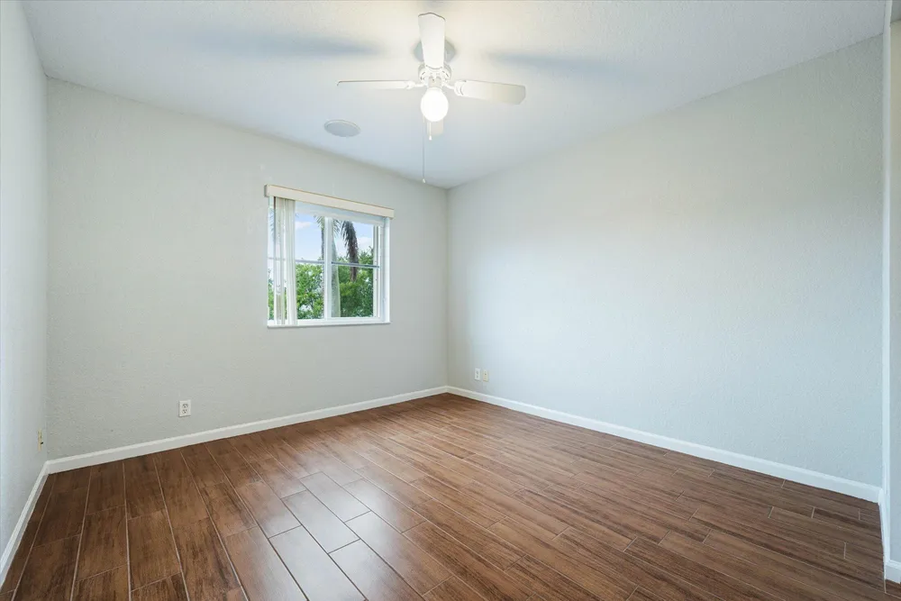 890 Hawthorn Terrace, Weston, FL 33327