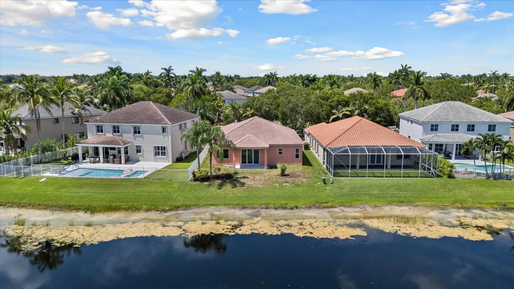 886 Sunflower Circle, Weston, FL 33327