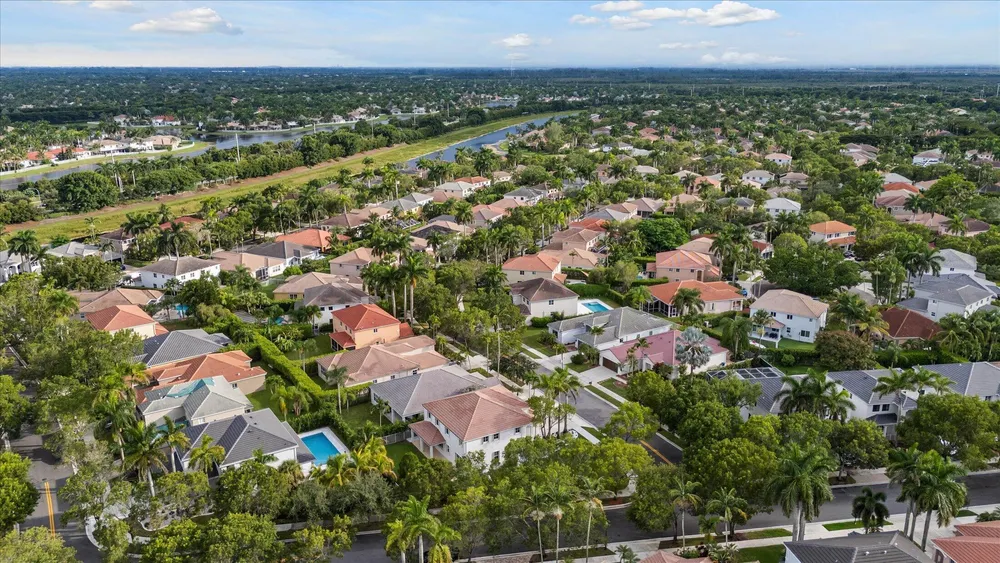 890 Hawthorn Terrace, Weston, FL 33327