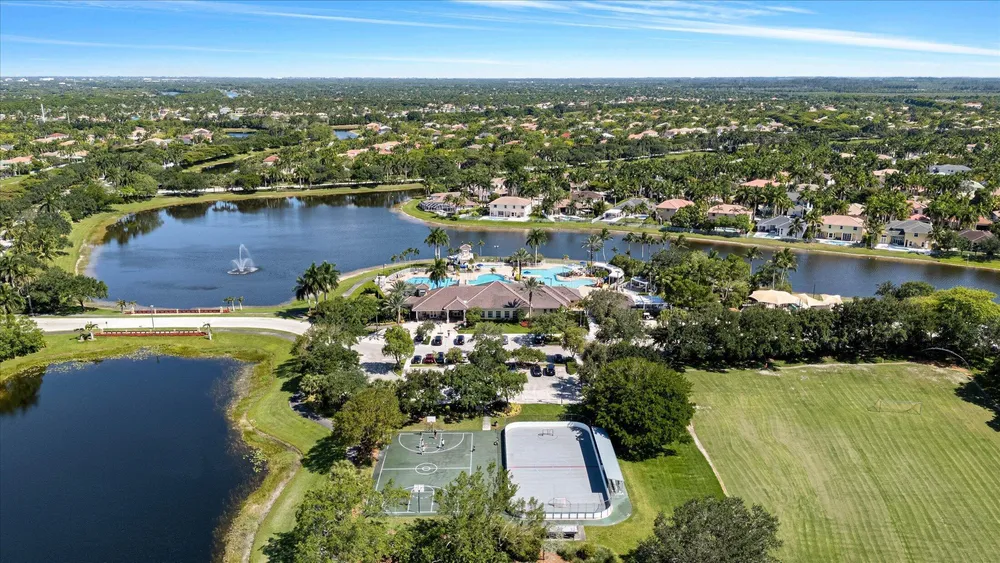 886 Sunflower Circle, Weston, FL 33327