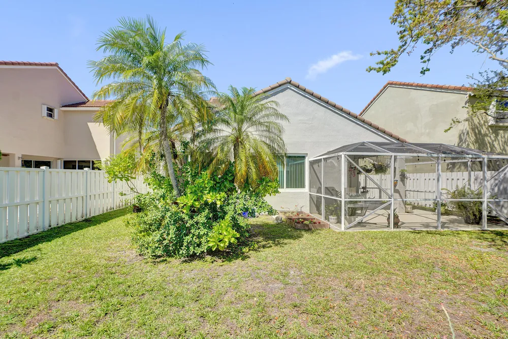 873 Stanton Dr, Weston, FL 33326