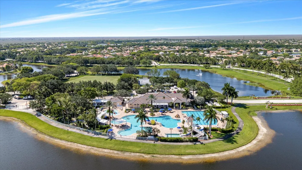 886 Sunflower Circle, Weston, FL 33327
