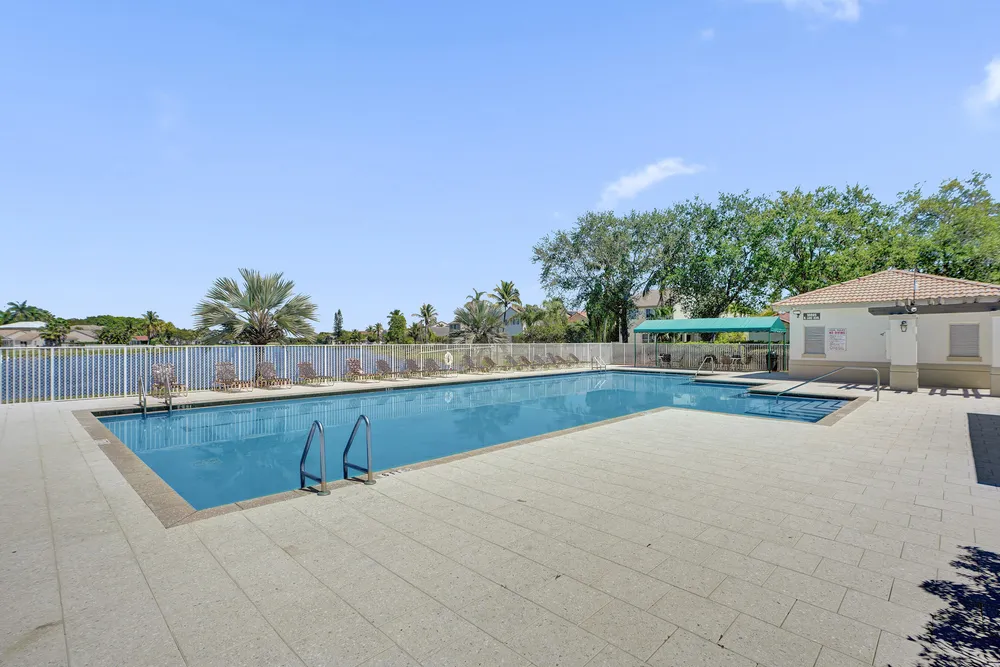 873 Stanton Dr, Weston, FL 33326