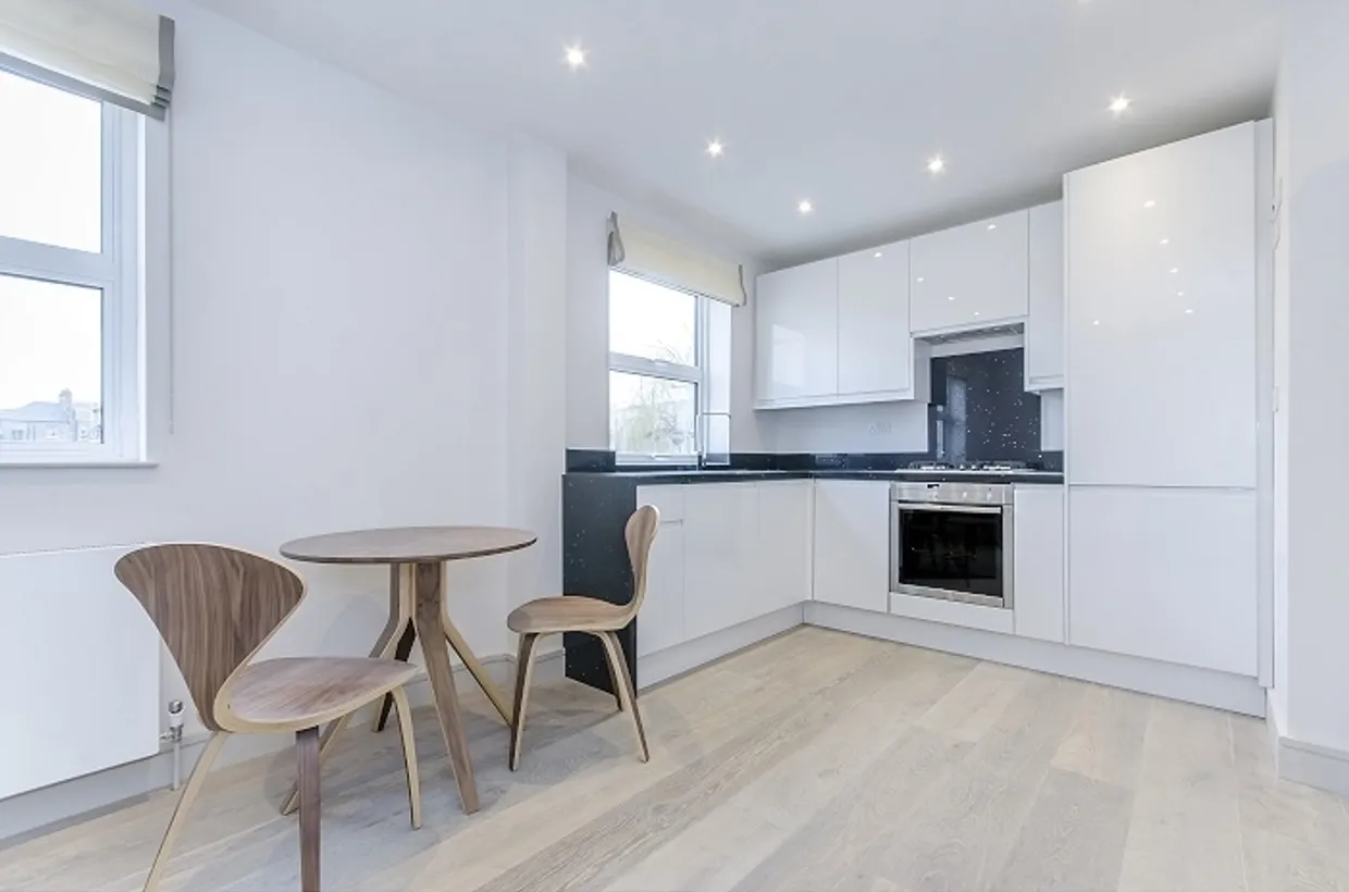Abberley Mews, SW4 photo 2