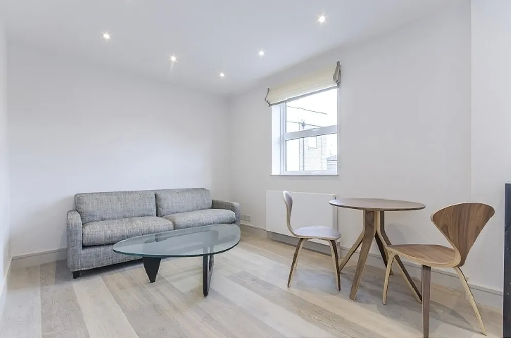 Abberley Mews, SW4 photo 3