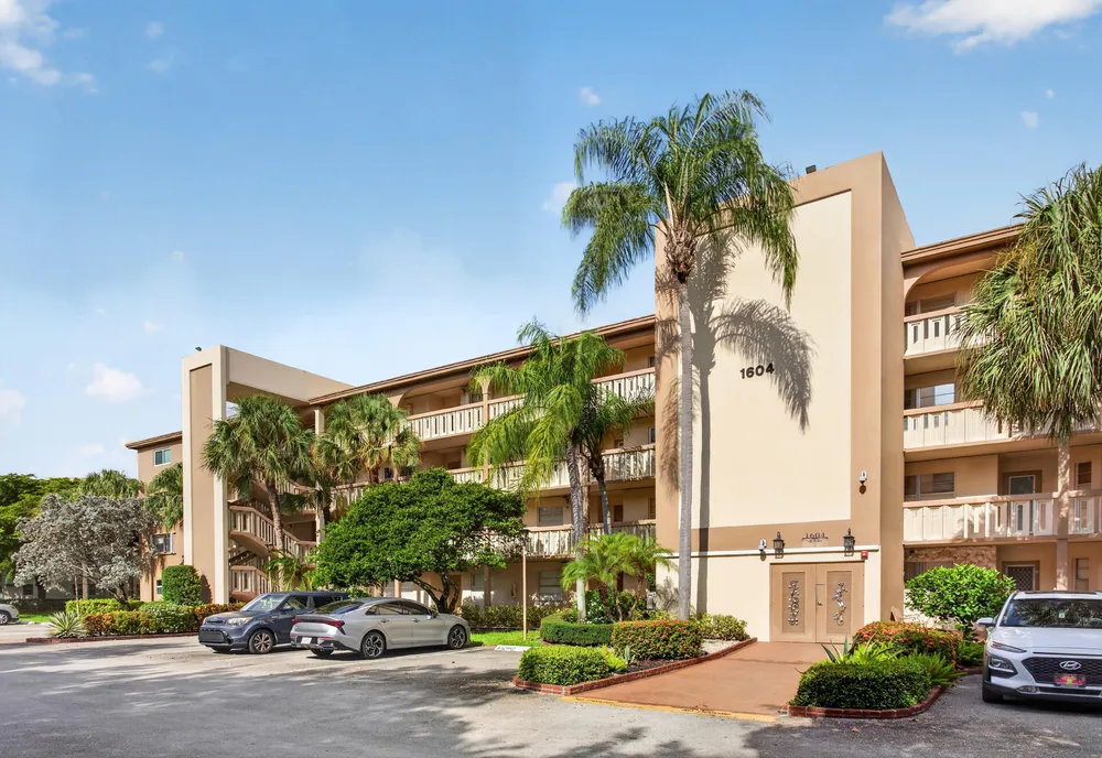 1604 Abaco Dr, Coconut Creek, FL 33066