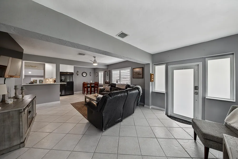 800 SW 19th St, Fort Lauderdale, FL 33315