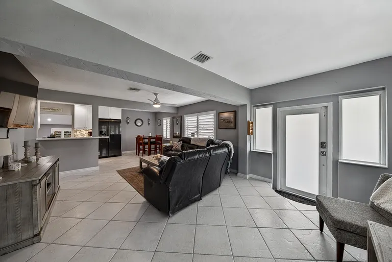 800 SW 19th St, Fort Lauderdale, FL 33315
