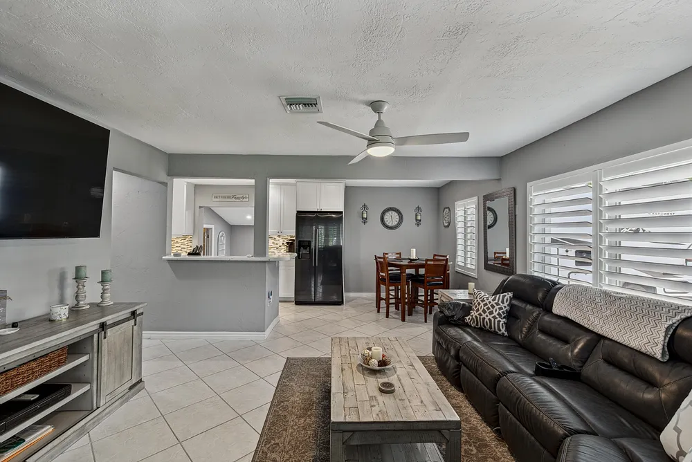 800 SW 19th St, Fort Lauderdale, FL 33315