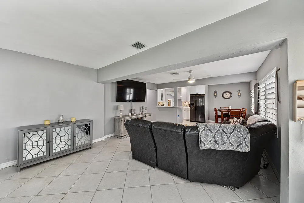 800 SW 19th St, Fort Lauderdale, FL 33315