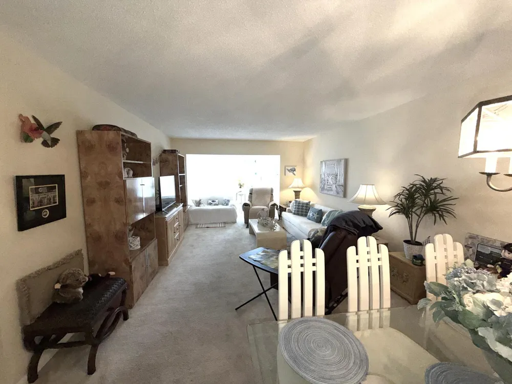 1030 Silk Oak Terrace, Delray Beach, FL 33445