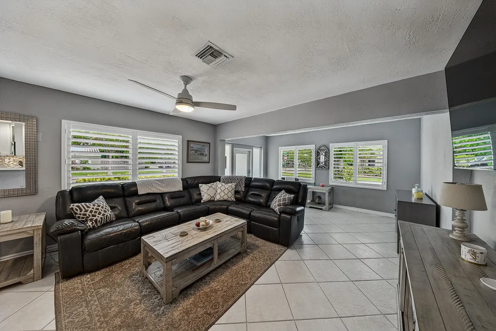 800 SW 19th St, Fort Lauderdale, FL 33315