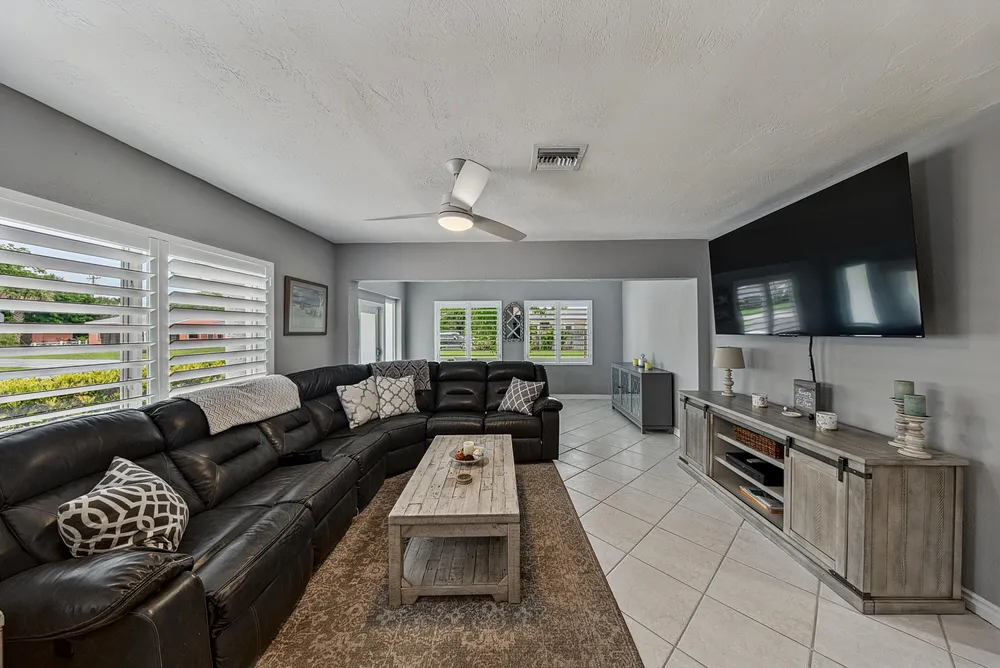 800 SW 19th St, Fort Lauderdale, FL 33315