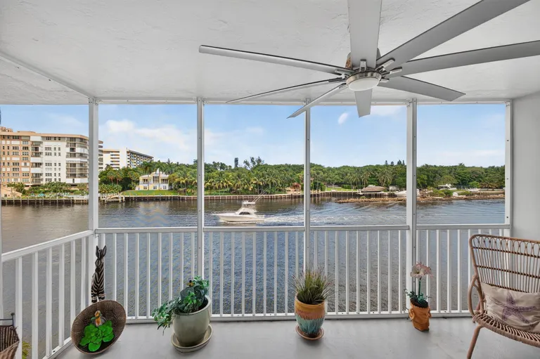 3100 NE 48th Ct, Lighthouse Point, FL 33064