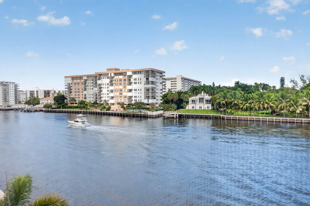 3100 NE 48th Ct, Lighthouse Point, FL 33064