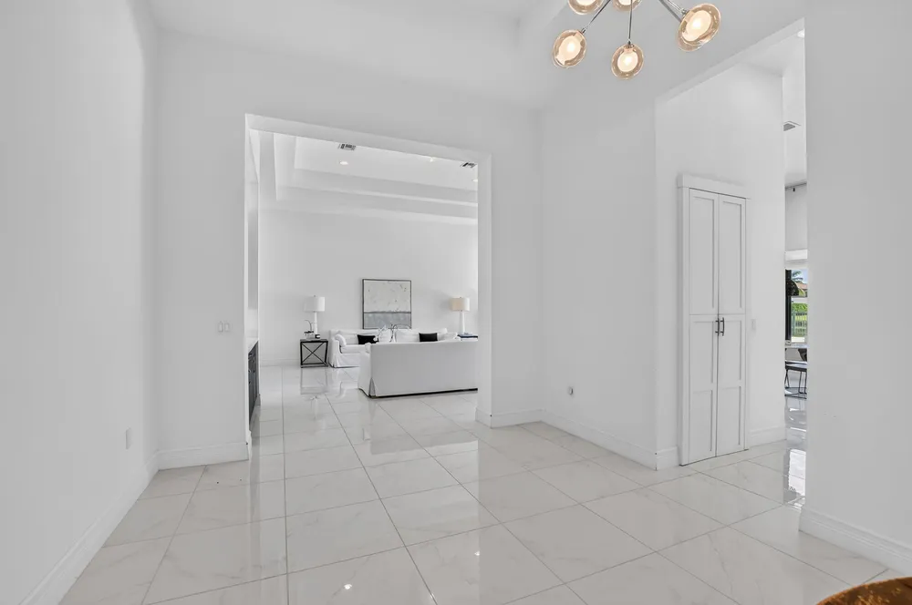 16740 Strasbourg Ln, Delray Beach, FL 33446