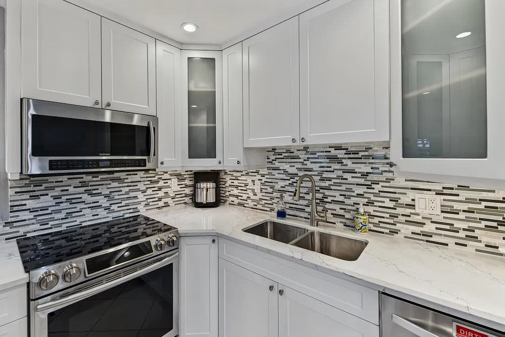 800 SW 19th St, Fort Lauderdale, FL 33315