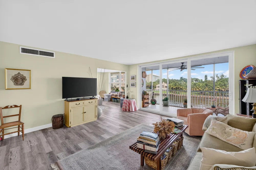 3100 NE 48th Ct, Lighthouse Point, FL 33064