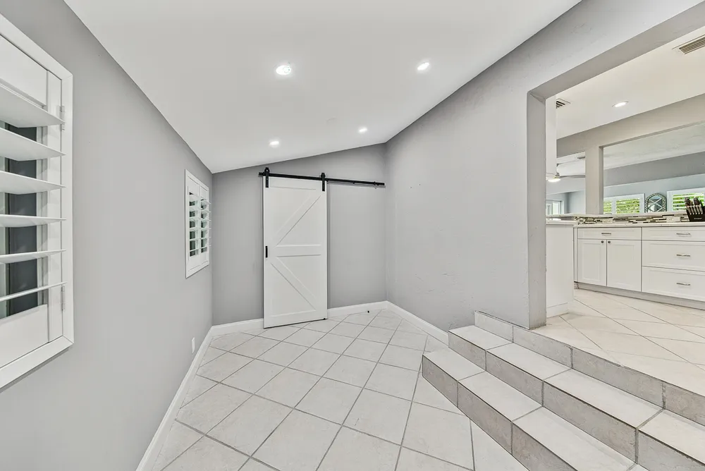 800 SW 19th St, Fort Lauderdale, FL 33315