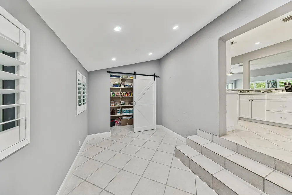 800 SW 19th St, Fort Lauderdale, FL 33315