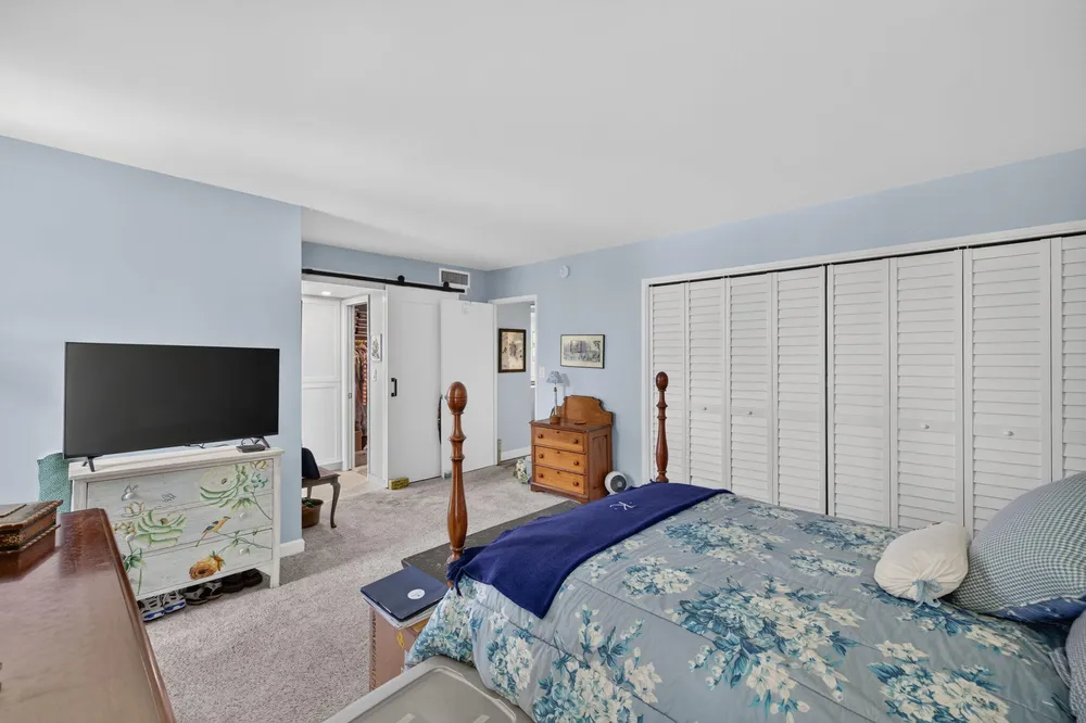 3100 NE 48th Ct, Lighthouse Point, FL 33064
