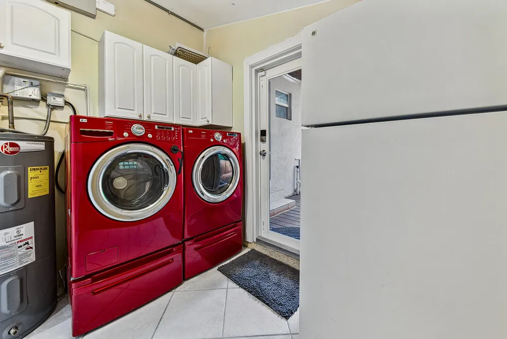 800 SW 19th St, Fort Lauderdale, FL 33315