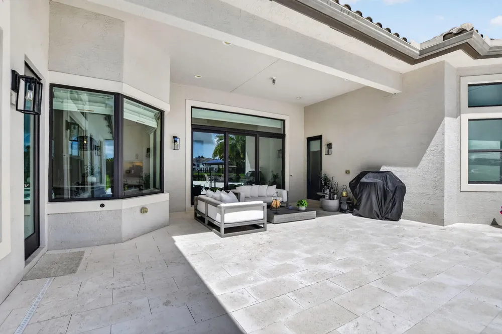 16740 Strasbourg Ln, Delray Beach, FL 33446