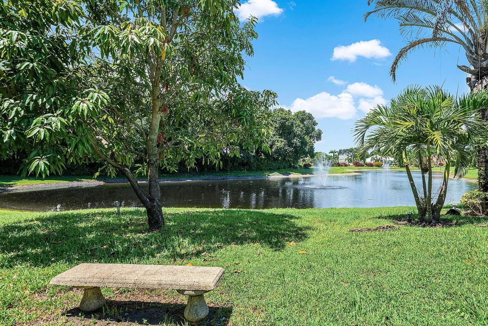 17595 Bocaire Pl, Boca Raton, FL 33487