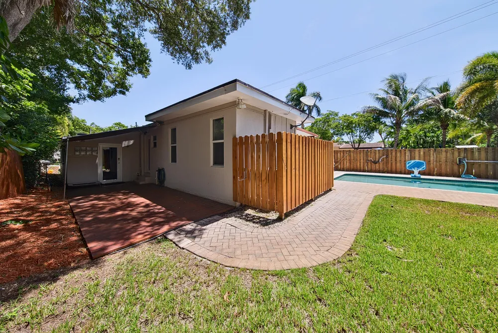 800 SW 19th St, Fort Lauderdale, FL 33315