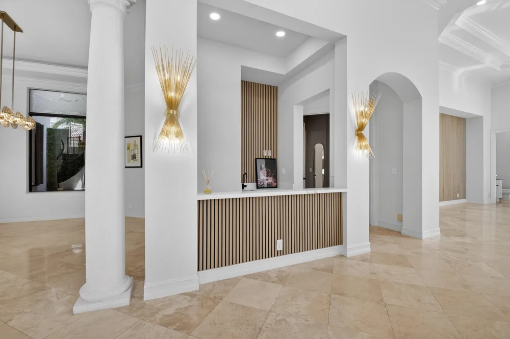 17921 Villa Club Way, Boca Raton, FL 33496
