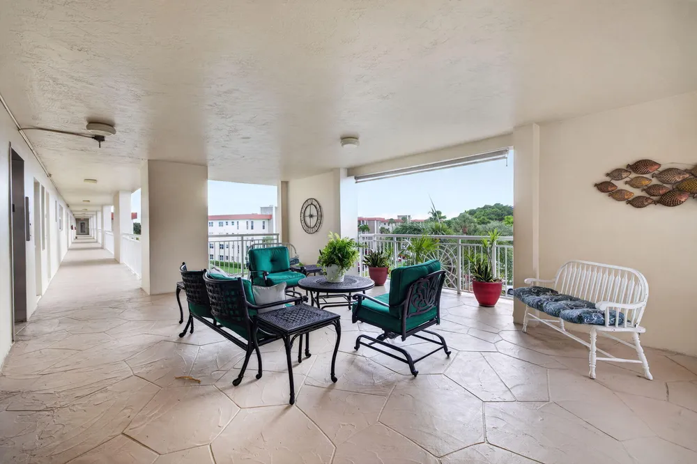 3100 NE 48th Ct, Lighthouse Point, FL 33064