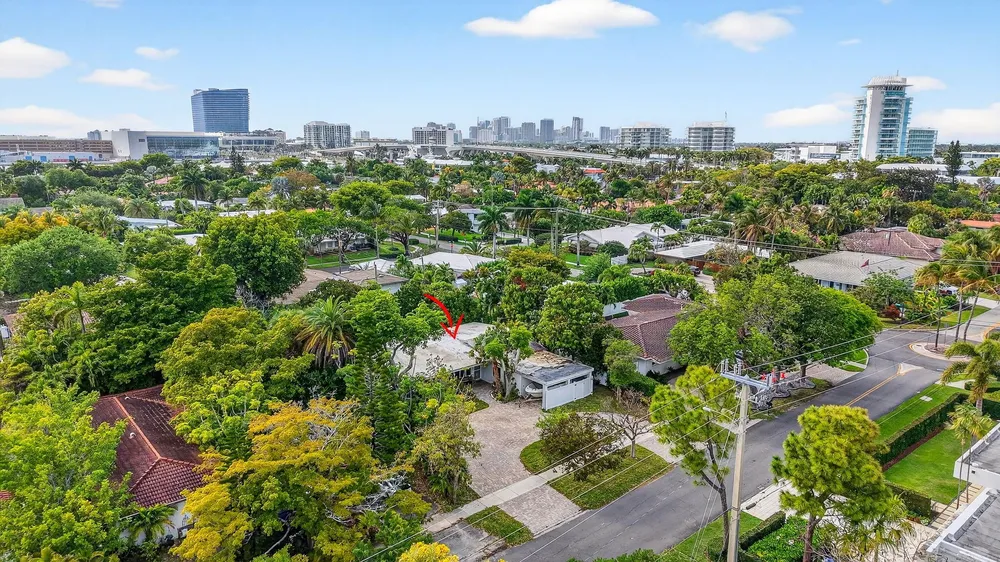 1935 SE 25th Ave, Fort Lauderdale, FL 33316