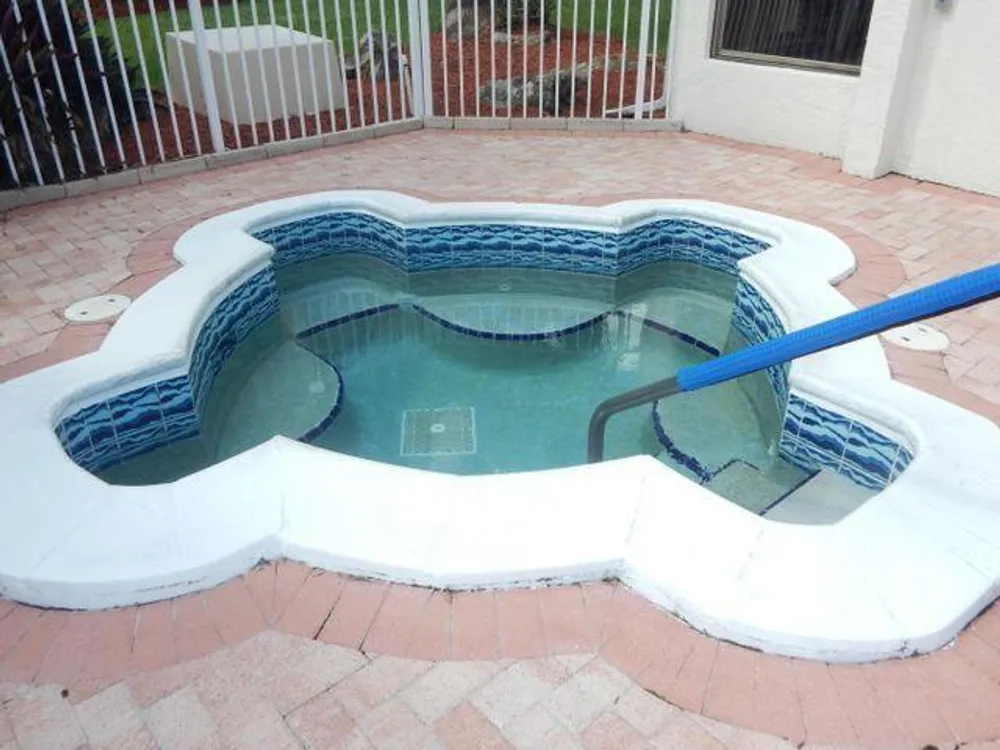 6662 Boca del Mar Dr, Boca Raton, FL 33433