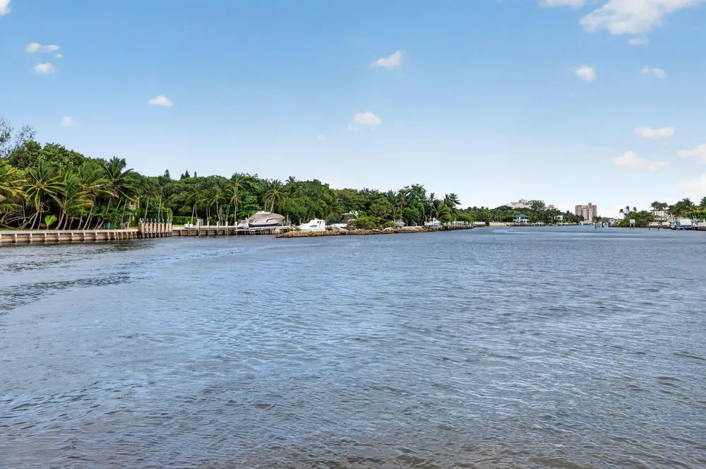 3100 NE 48th Ct, Lighthouse Point, FL 33064