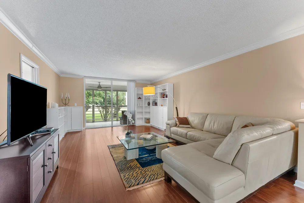 6300 NW 2nd Ave, Boca Raton, FL 33487