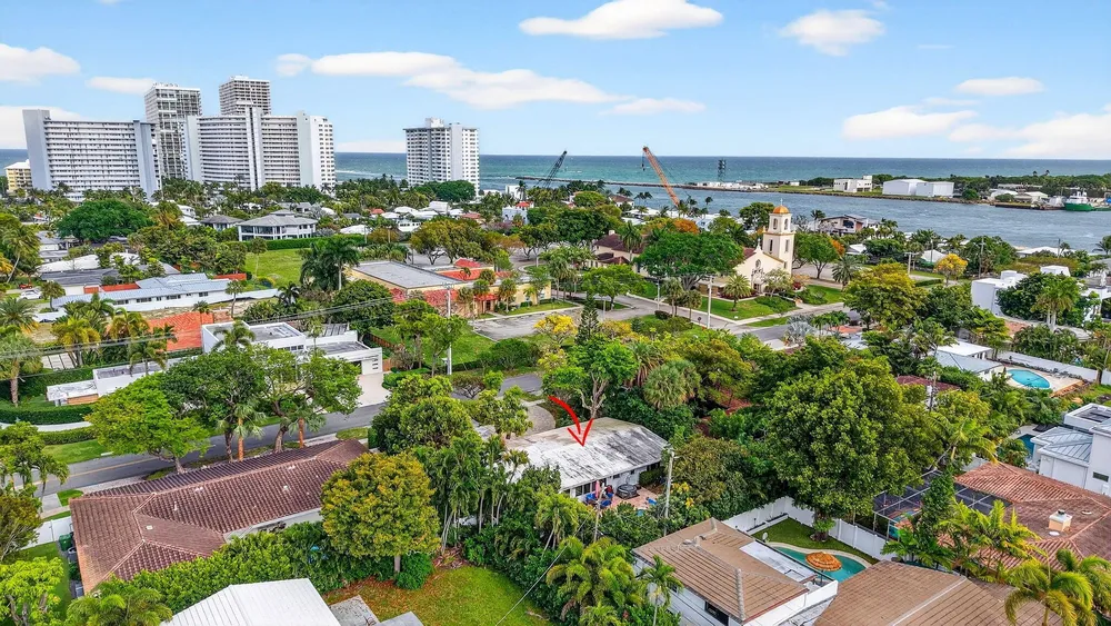 1935 SE 25th Ave, Fort Lauderdale, FL 33316