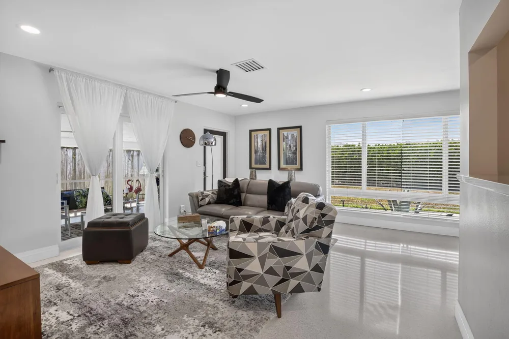 1608 NE 14th Terrace, Fort Lauderdale, FL 33304
