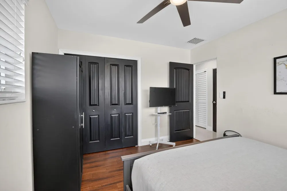 1608 NE 14th Terrace, Fort Lauderdale, FL 33304