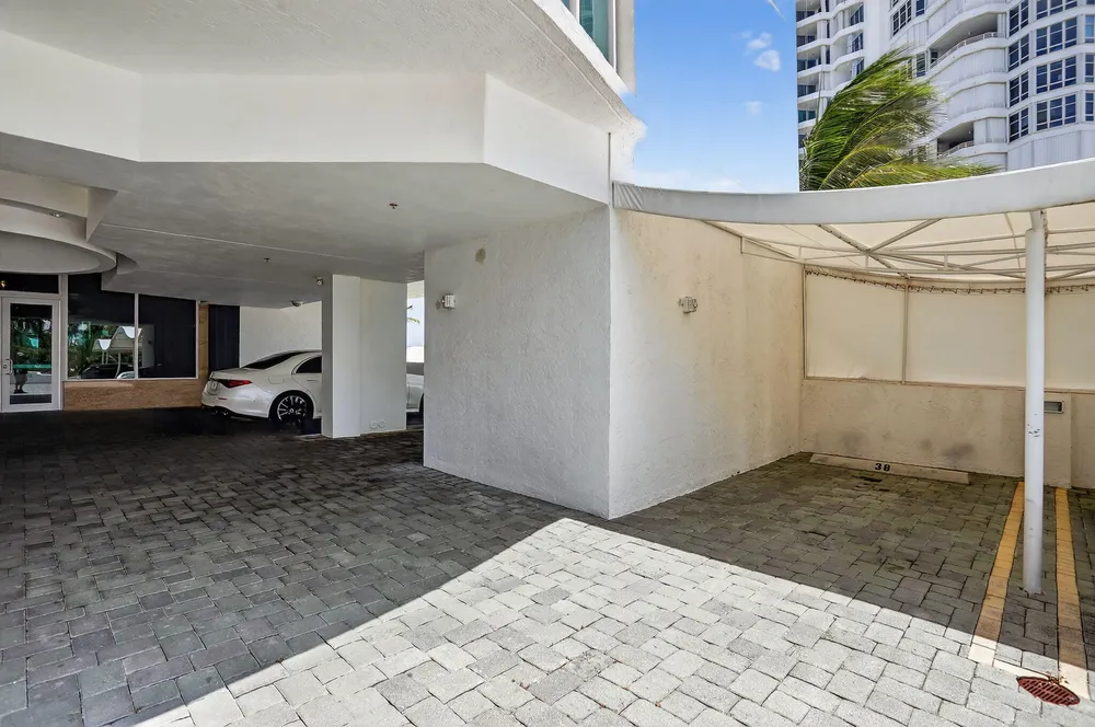 1430 S Ocean Blvd, Pompano Beach, FL 33062
