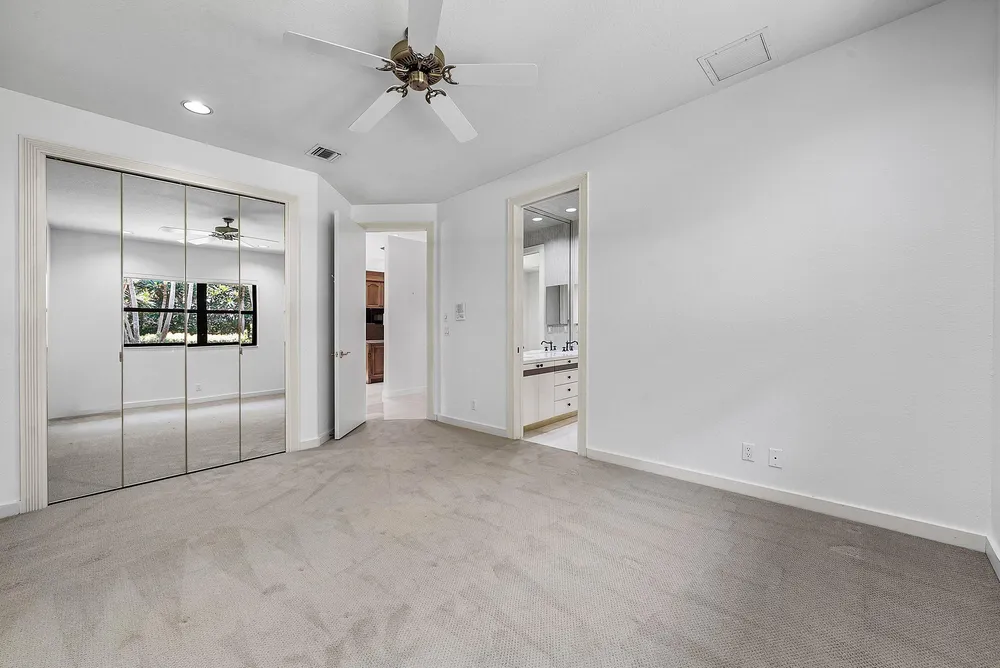 17595 Bocaire Pl, Boca Raton, FL 33487