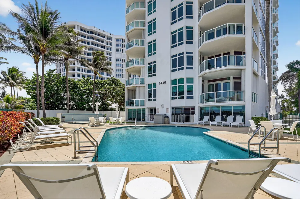 1430 S Ocean Blvd, Pompano Beach, FL 33062