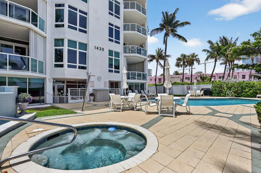 1430 S Ocean Blvd, Pompano Beach, FL 33062
