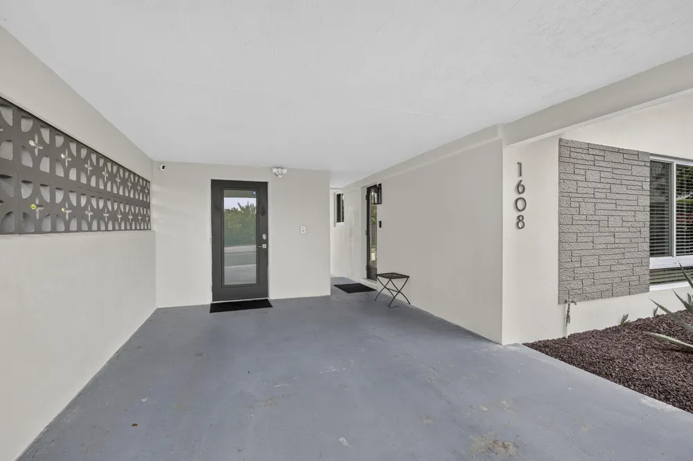 1608 NE 14th Terrace, Fort Lauderdale, FL 33304