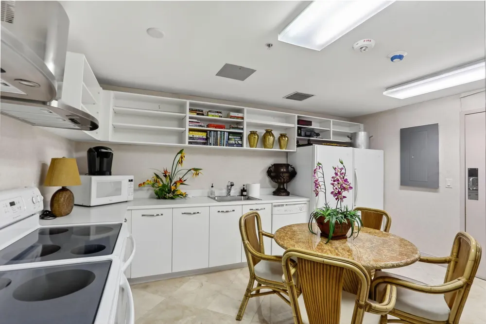 1430 S Ocean Blvd, Pompano Beach, FL 33062